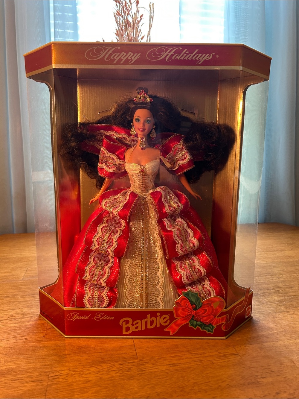 Barbie 1997 Happy Holidays Special Edition Doll - Red & Gold Gown